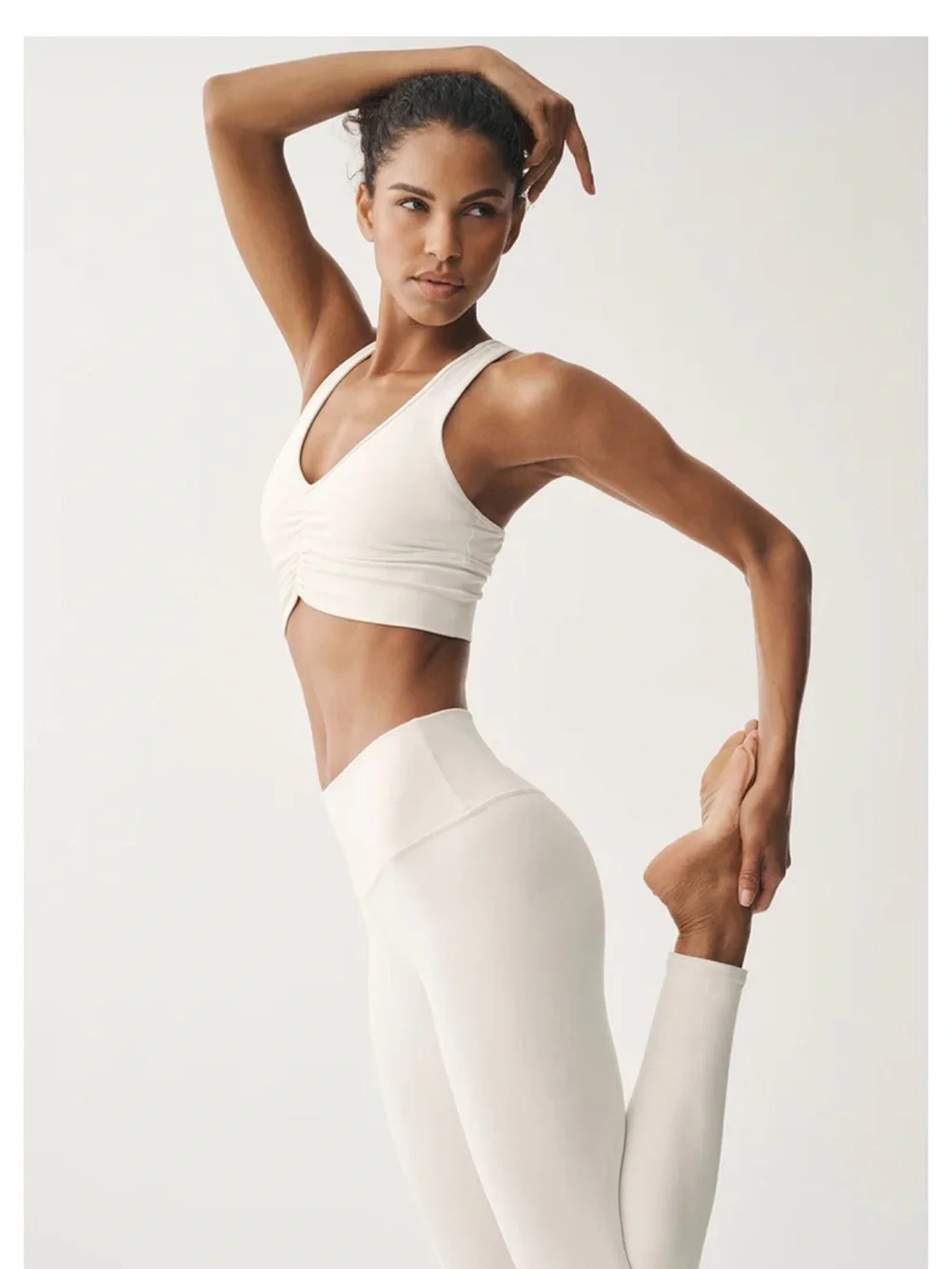 ALO Yoga Ivory High-Waist Airbrush Legging